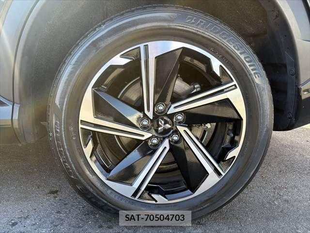 Mitsubishi ECLIPSE CROSS 2022-07 7217827-29