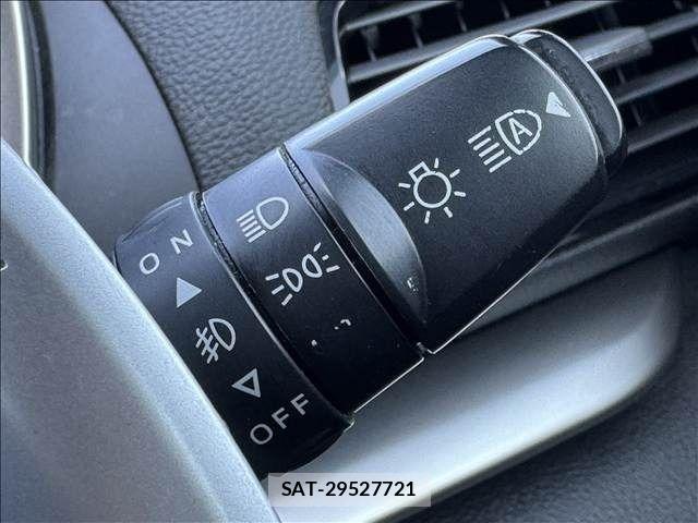 Mitsubishi ECLIPSE CROSS 2021-04 7217818-17