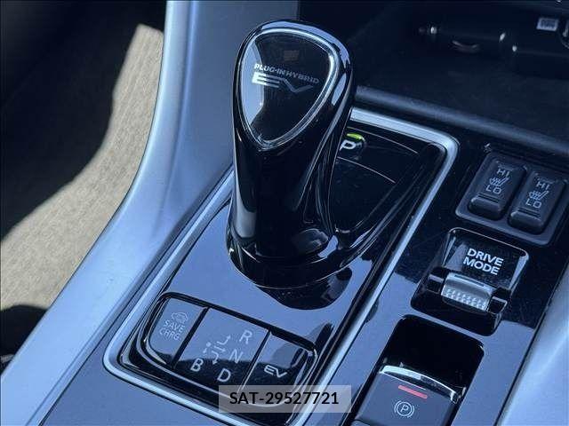 Mitsubishi ECLIPSE CROSS 2021-04 7217818-26