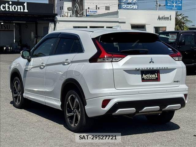 Mitsubishi ECLIPSE CROSS 2021-04 7217818-3