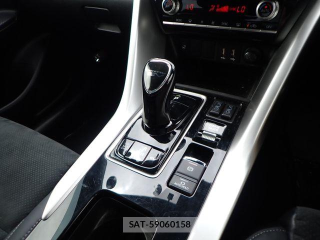 Mitsubishi ECLIPSE CROSS 2022-04 7326825-17