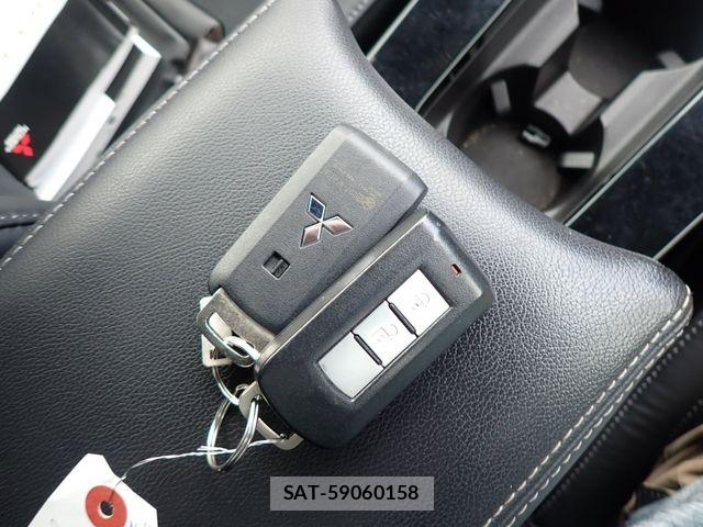 Mitsubishi ECLIPSE CROSS 2022-04 7326825-27
