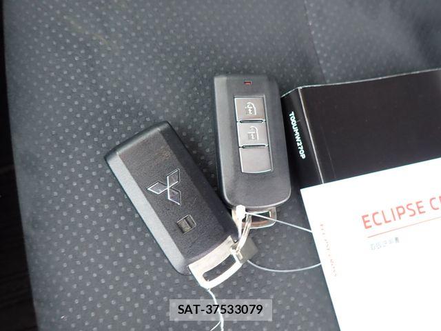 Mitsubishi ECLIPSE CROSS 2022-05 7326830-28