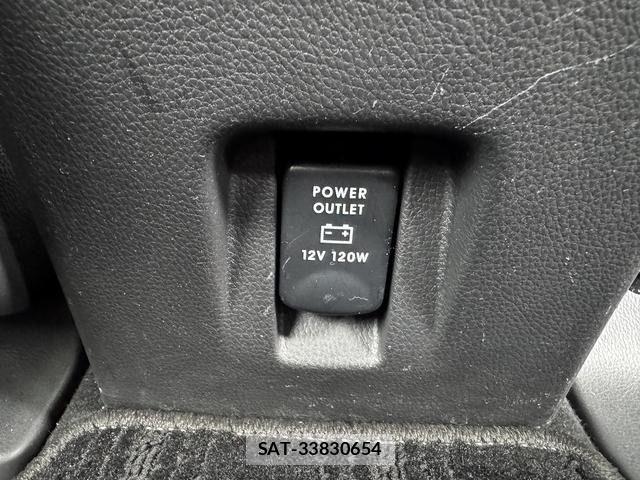Mitsubishi ECLIPSE CROSS 2021-03 7357621-23