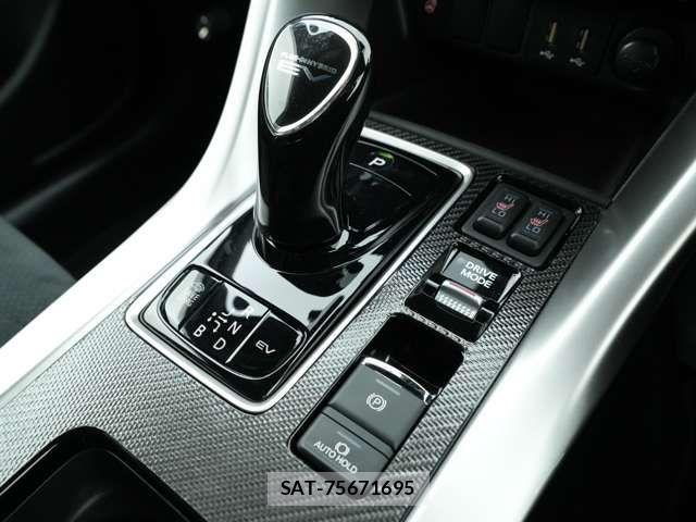 Mitsubishi ECLIPSE CROSS 2021-06 7357614-13