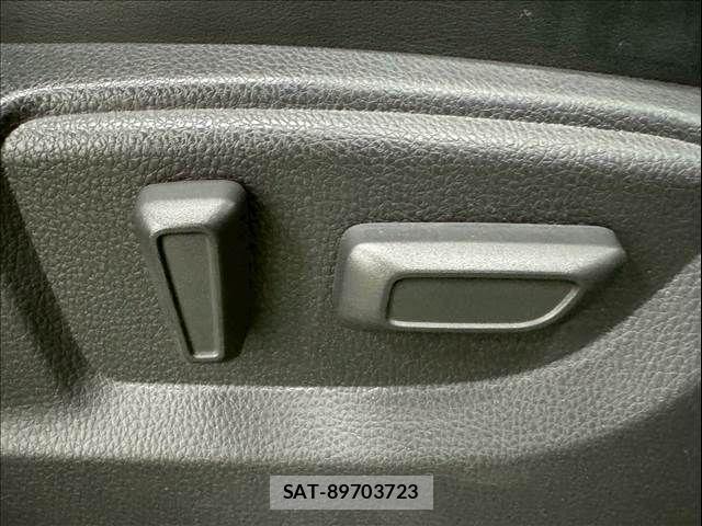 Mitsubishi ECLIPSE CROSS 2021-12 7357613-11