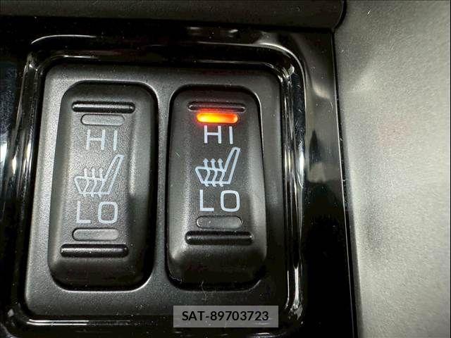Mitsubishi ECLIPSE CROSS 2021-12 7357613-15