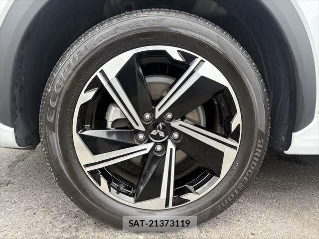 Mitsubishi ECLIPSE CROSS 2023-06 7357611-29