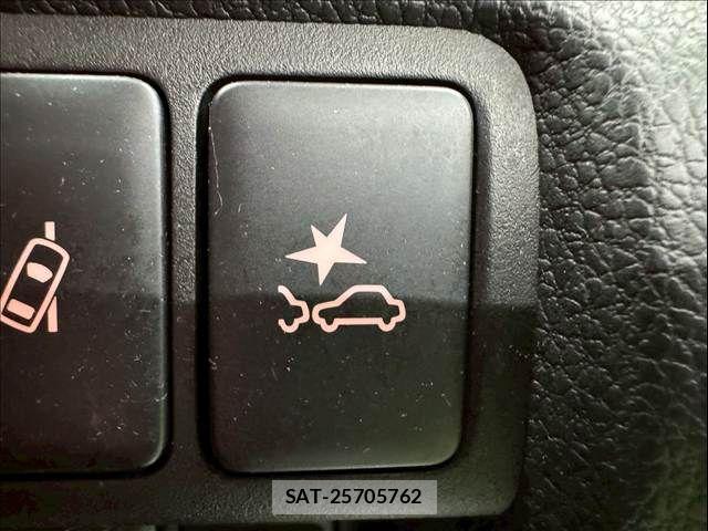 Mitsubishi ECLIPSE CROSS 2022-03 7357617-6