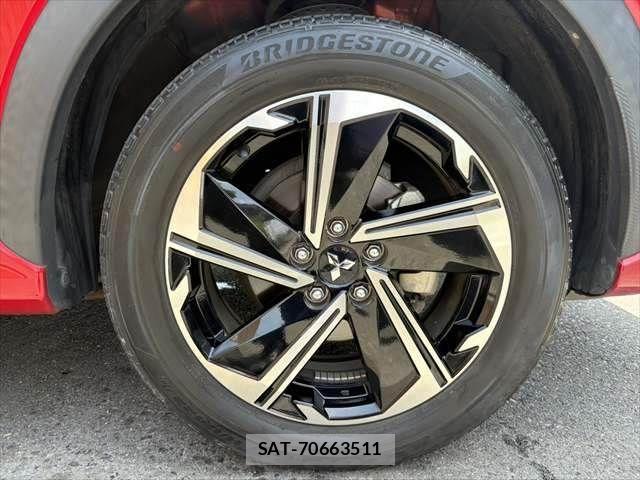 Mitsubishi ECLIPSE CROSS 2021-07 7390971-15