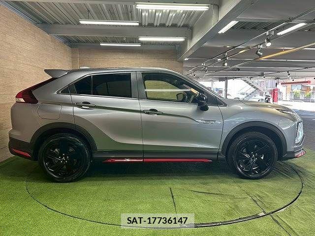 Mitsubishi ECLIPSE CROSS 2023-06 7500381-17