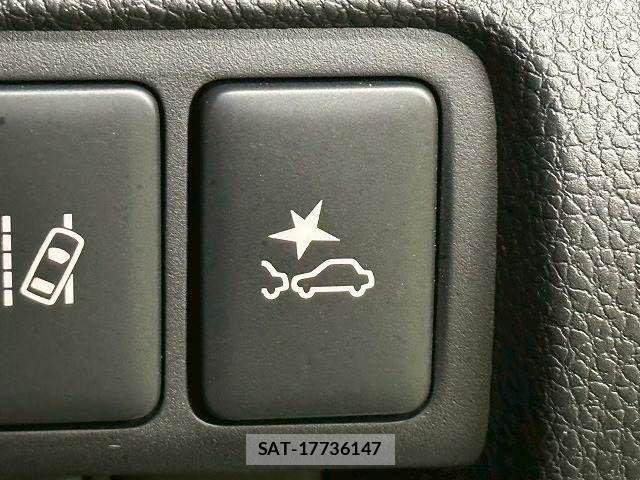 Mitsubishi ECLIPSE CROSS 2023-06 7500381-6
