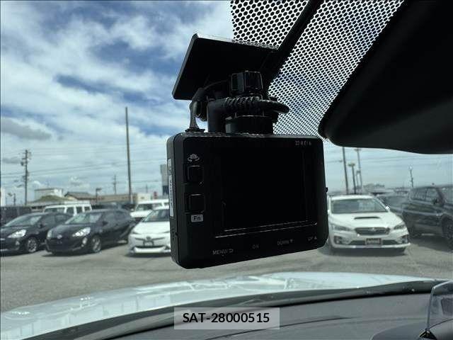 Mitsubishi ECLIPSE CROSS 2021-06 7616304-29