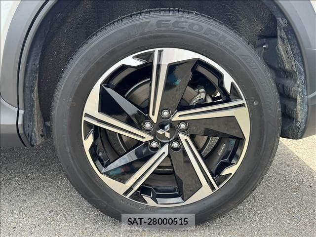 Mitsubishi ECLIPSE CROSS 2021-06 7616304-7