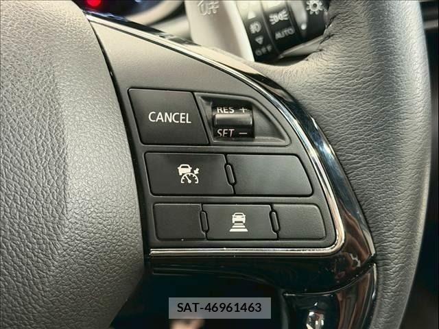 Mitsubishi ECLIPSE CROSS 2021-11 7616303-13