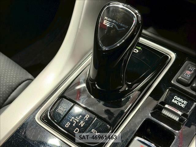 Mitsubishi ECLIPSE CROSS 2021-11 7616303-15