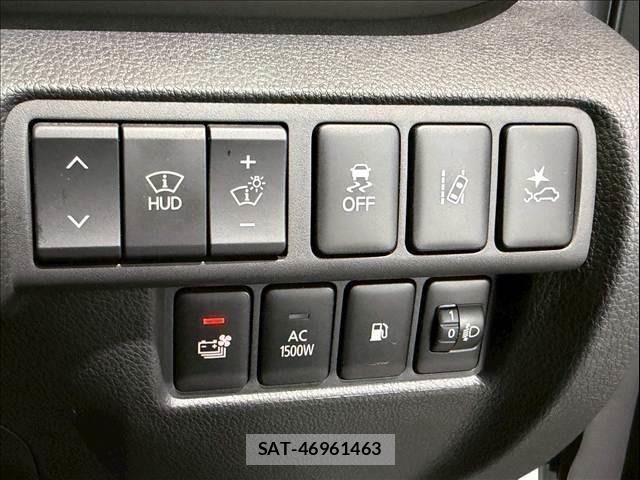 Mitsubishi ECLIPSE CROSS 2021-11 7616303-18