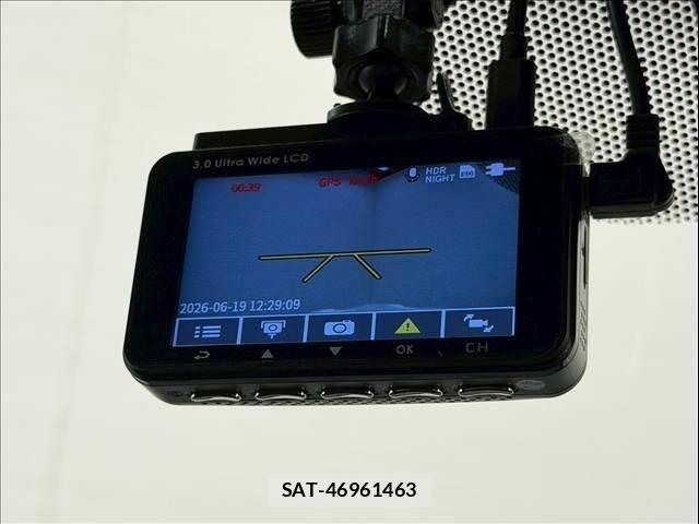 Mitsubishi ECLIPSE CROSS 2021-11 7616303-29