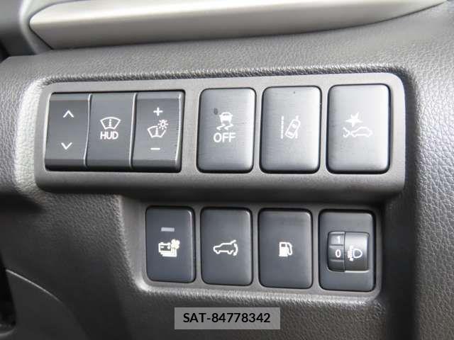 Mitsubishi ECLIPSE CROSS 2023-06 7722908-10