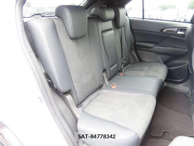 Mitsubishi ECLIPSE CROSS 2023-06 7722908-6