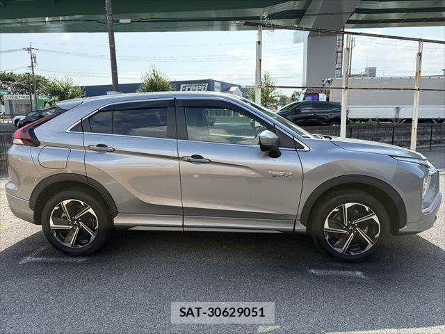 Mitsubishi ECLIPSE CROSS 2022-03 7784533-17