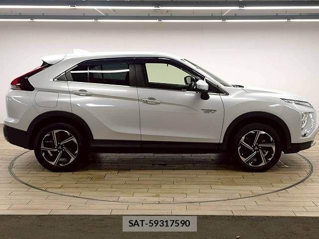 Mitsubishi ECLIPSE CROSS 2021-11 7784519-16