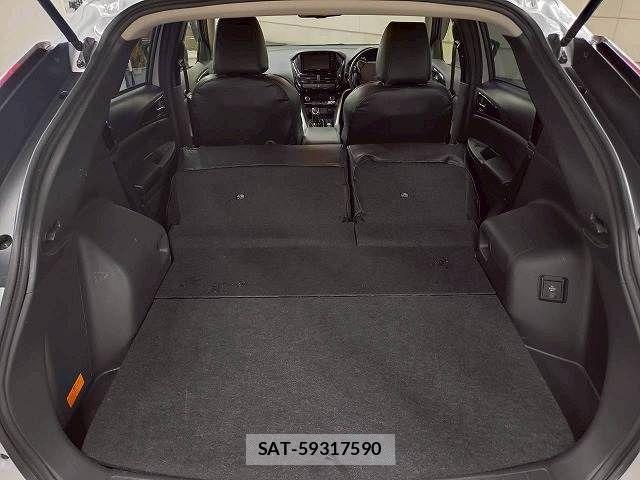 Mitsubishi ECLIPSE CROSS 2021-11 7784519-19