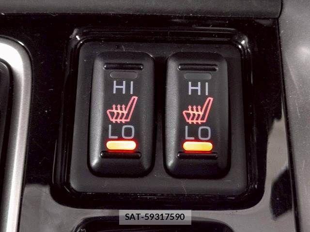 Mitsubishi ECLIPSE CROSS 2021-11 7784519-6