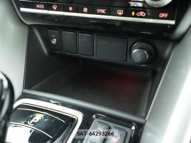 Mitsubishi ECLIPSE CROSS 2021-06 7876233-14