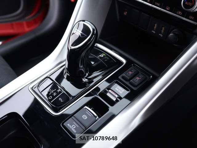 Mitsubishi ECLIPSE CROSS 2021-06 7876230-14