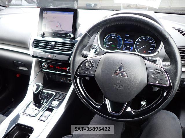 Mitsubishi ECLIPSE CROSS 2021-05 7979108-16