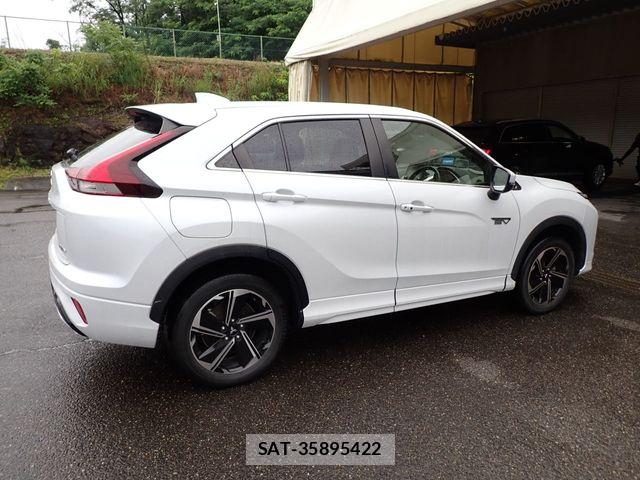 Mitsubishi ECLIPSE CROSS 2021-05 7979108-6