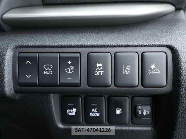 Mitsubishi ECLIPSE CROSS 2021-06 7979109-11