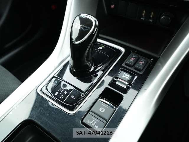 Mitsubishi ECLIPSE CROSS 2021-06 7979109-15