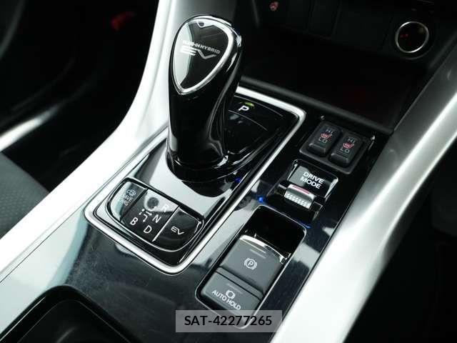 Mitsubishi ECLIPSE CROSS 2021-06 7979106-14