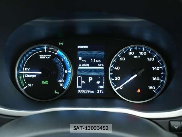 Mitsubishi ECLIPSE CROSS 2021-11 8035334-9