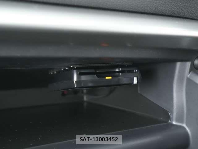 Mitsubishi ECLIPSE CROSS 2021-11 8035334-14