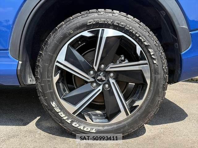 Mitsubishi ECLIPSE CROSS 2020-12 8035337-28