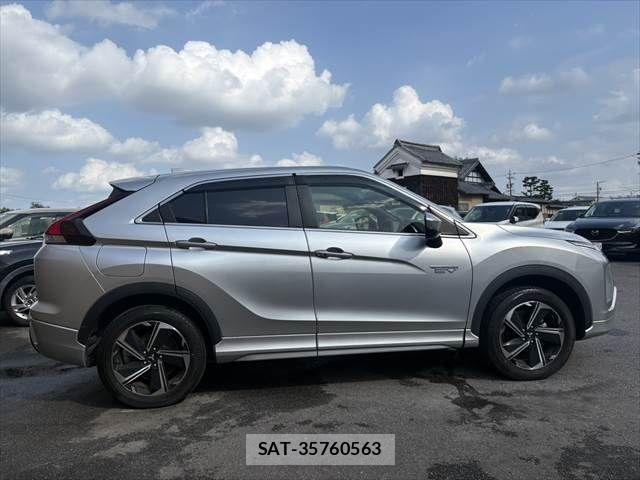 Mitsubishi ECLIPSE CROSS 2022-01 8098969-18