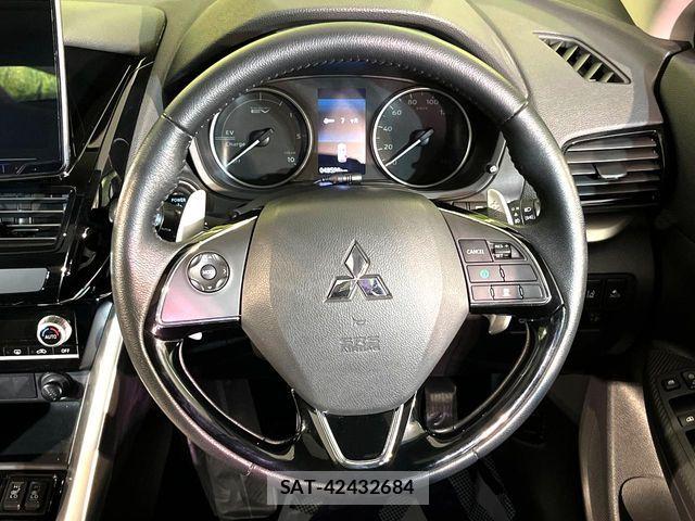 Mitsubishi ECLIPSE CROSS 2021-12 8098970-10