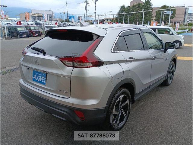 Mitsubishi ECLIPSE CROSS 2022-12 8129891-1