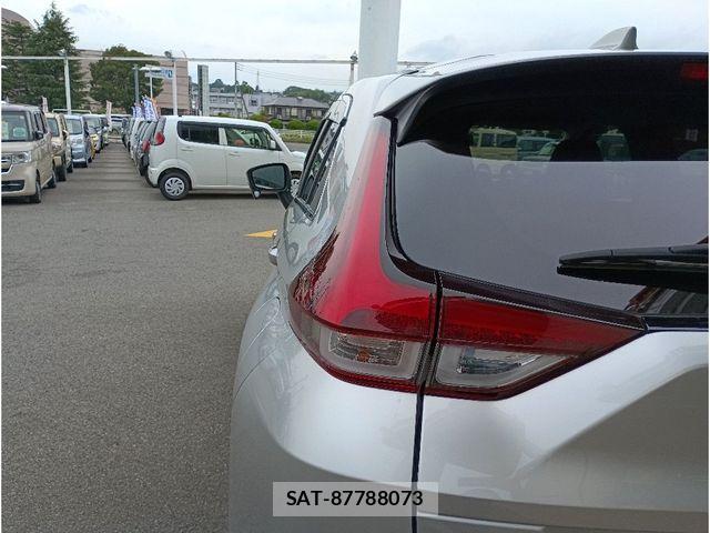Mitsubishi ECLIPSE CROSS 2022-12 8129891-5