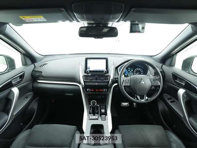 Mitsubishi ECLIPSE CROSS 2022-06 8207361-4