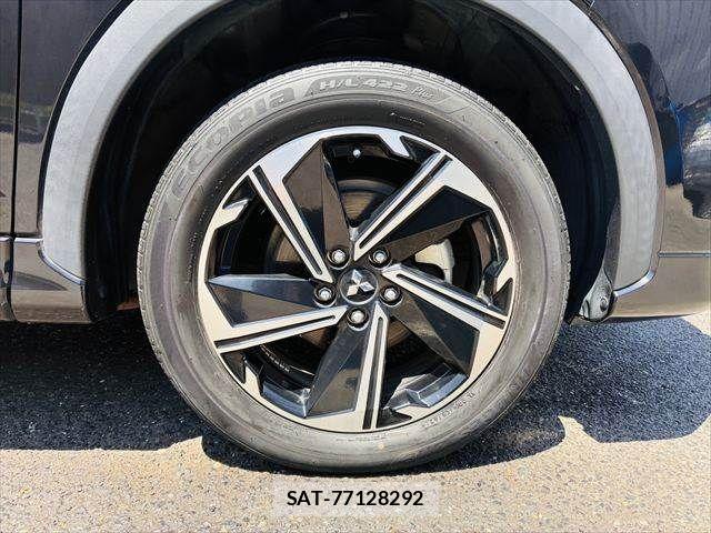 Mitsubishi ECLIPSE CROSS 2021-06 8207364-12
