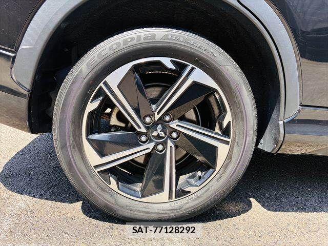 Mitsubishi ECLIPSE CROSS 2021-06 8207364-24