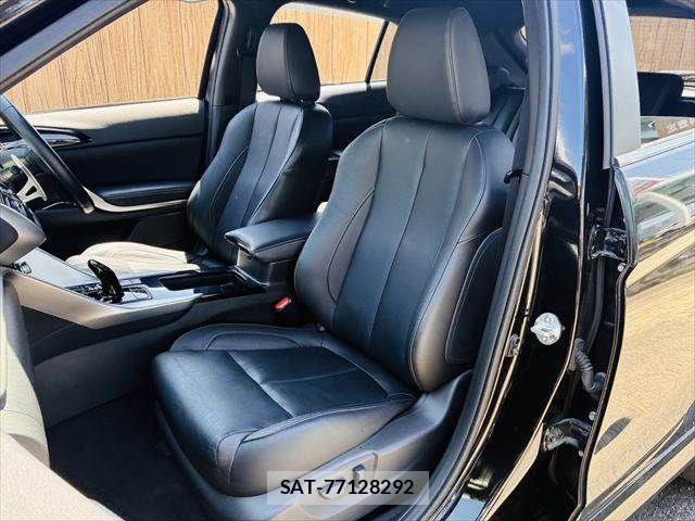 Mitsubishi ECLIPSE CROSS 2021-06 8207364-28