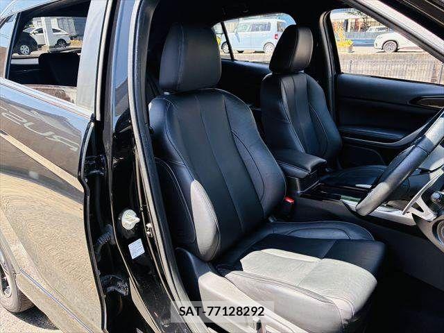 Mitsubishi ECLIPSE CROSS 2021-06 8207364-7