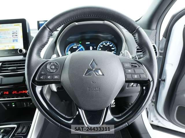 Mitsubishi ECLIPSE CROSS 2021-07 8207363-12