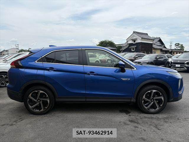 Mitsubishi ECLIPSE CROSS 2021-10 8245117-18