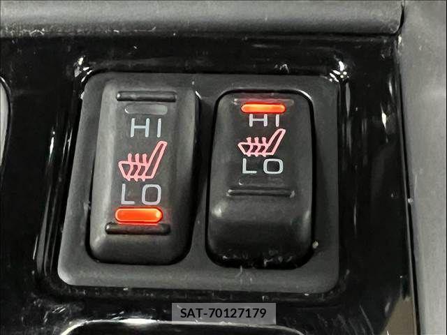 Mitsubishi ECLIPSE CROSS 2021-06 8245113-9